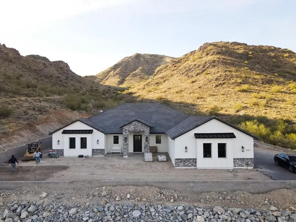 Slide of Rova Roofing