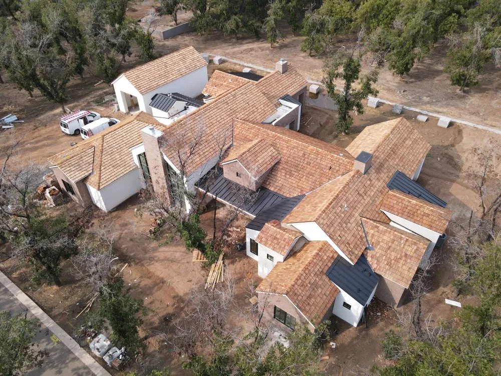 Slide of Rova Roofing