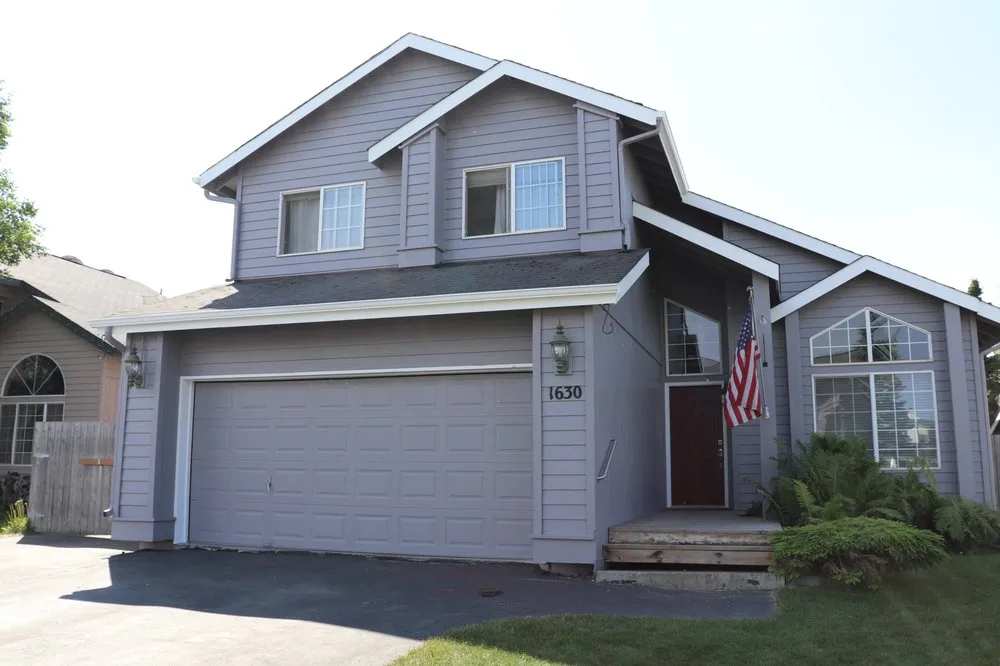 Slide of Roy Briley General Contracting