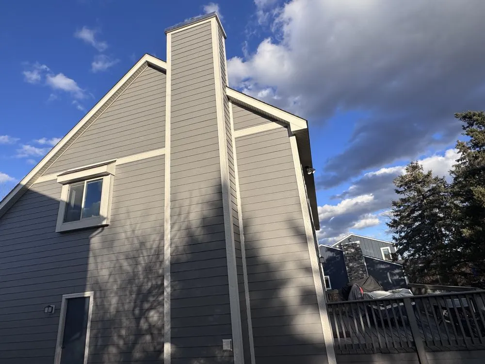 Slide of Roy Custom Exteriors