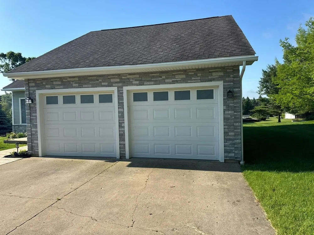 Slide of Roy Custom Exteriors