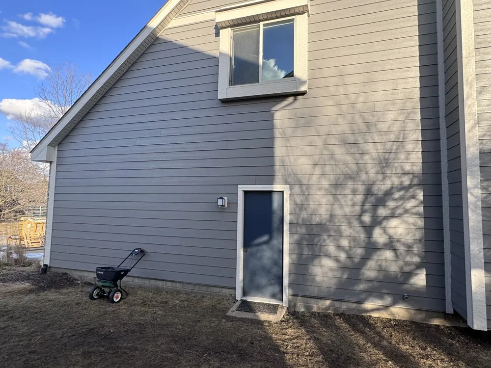 Slide of Roy Custom Exteriors