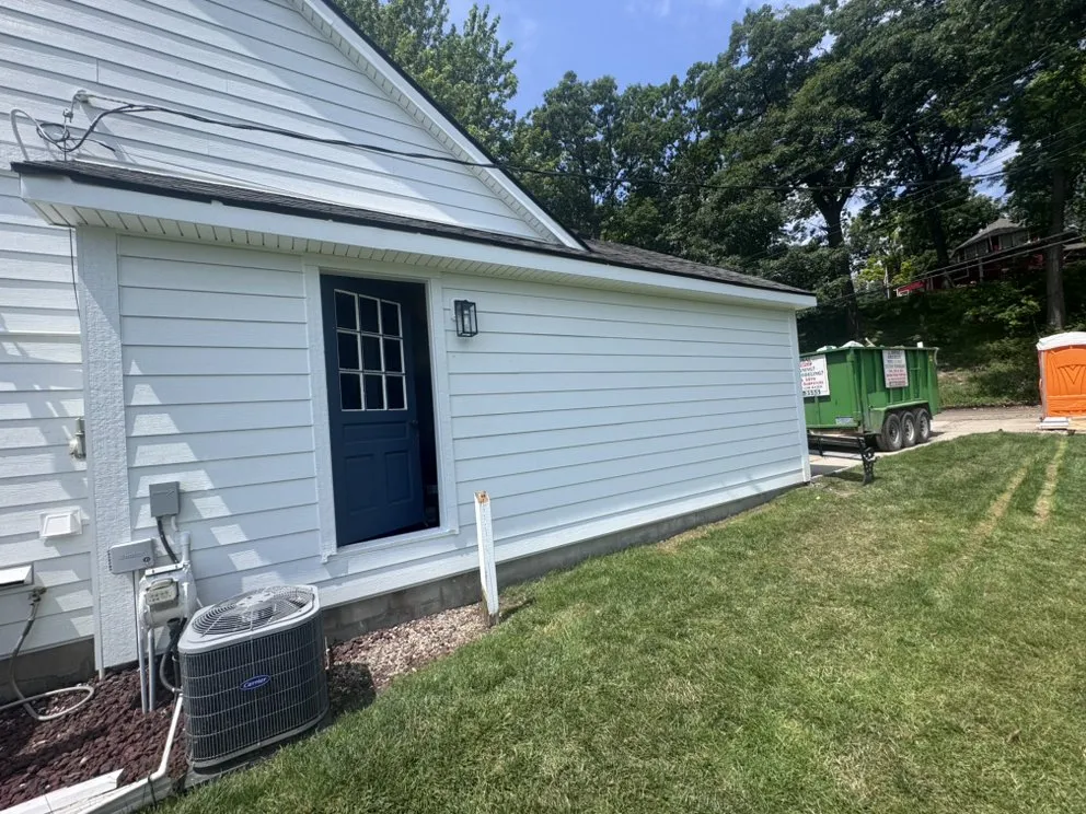 Slide of Roy Custom Exteriors