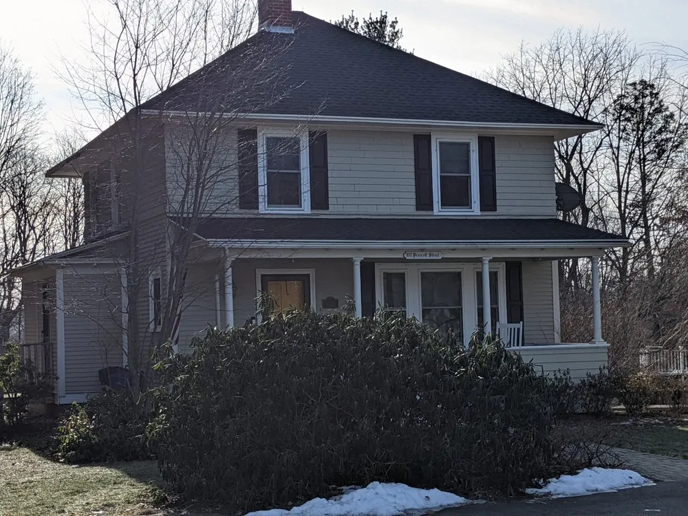 Slide of Roy Roofing