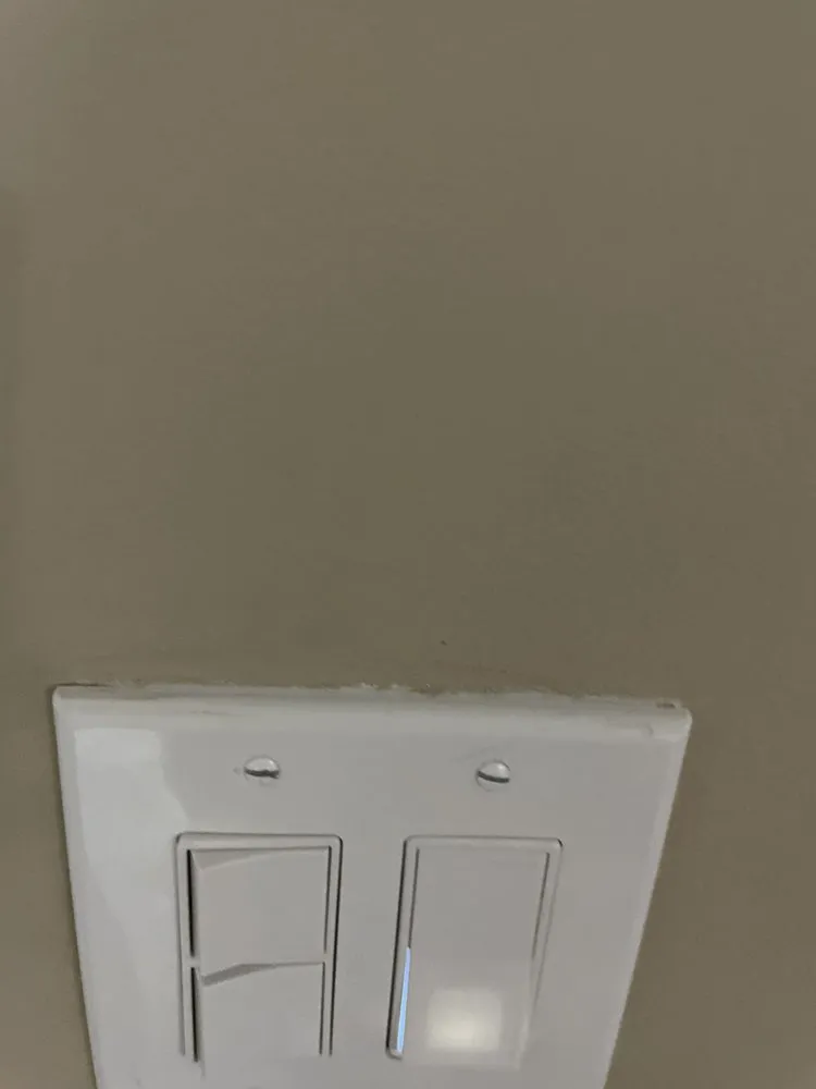 Slide of Royabi Design Inc