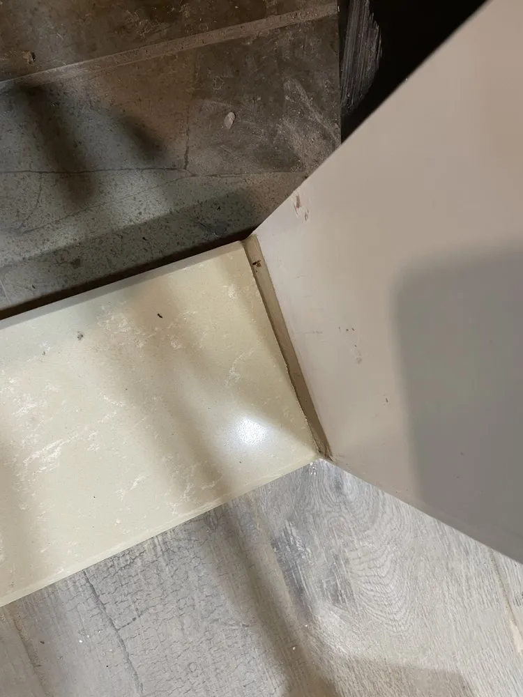 Slide of Royabi Design Inc