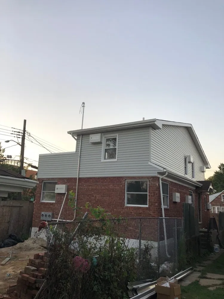 Slide of Royabi Design Inc