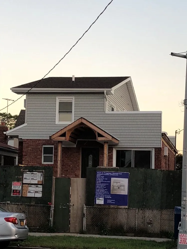 Slide of Royabi Design Inc