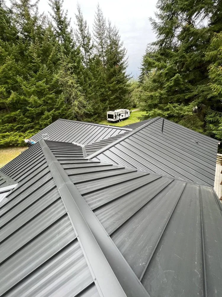 Slide of Royal Bear Roof & Gutter