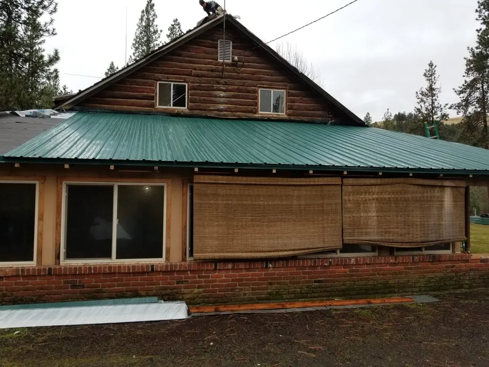 Slide of Royal Crown Builders