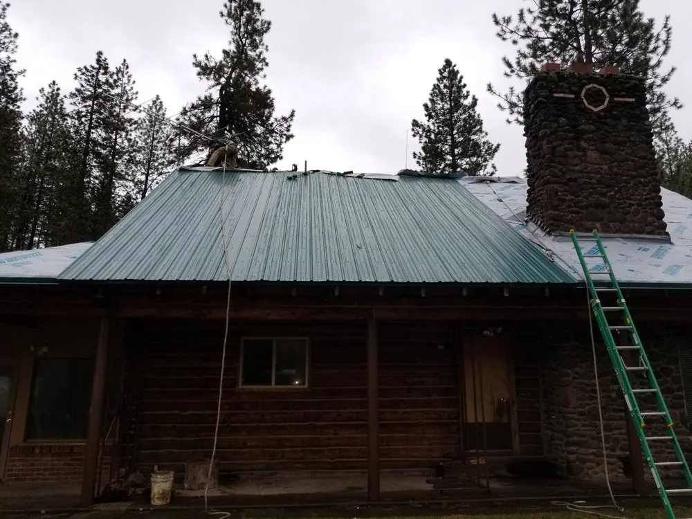 Slide of Royal Crown Builders