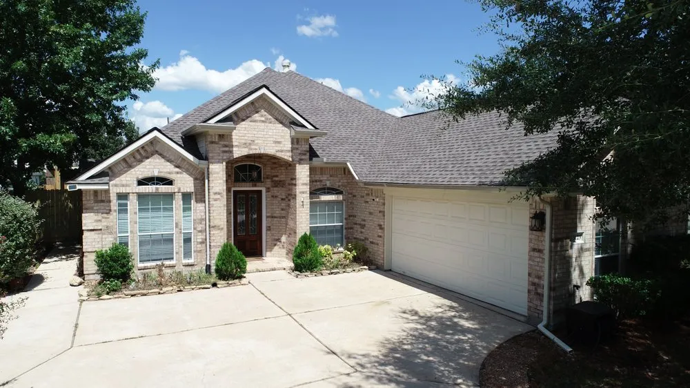 Slide of Royal Crown Roofing