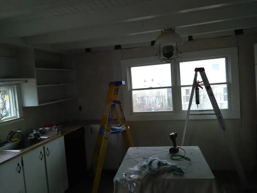 Slide of Royal Painting & Building