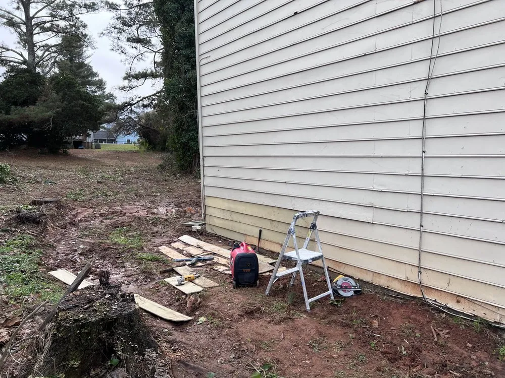 Slide of Royal Roof & Renovations