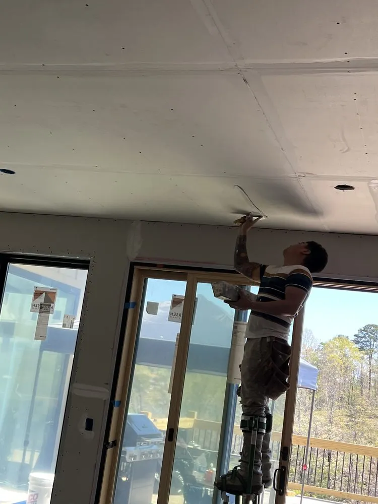 Slide of Royal Roof & Renovations