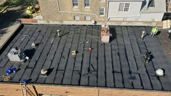 Royal Roofing & Masonry Logo