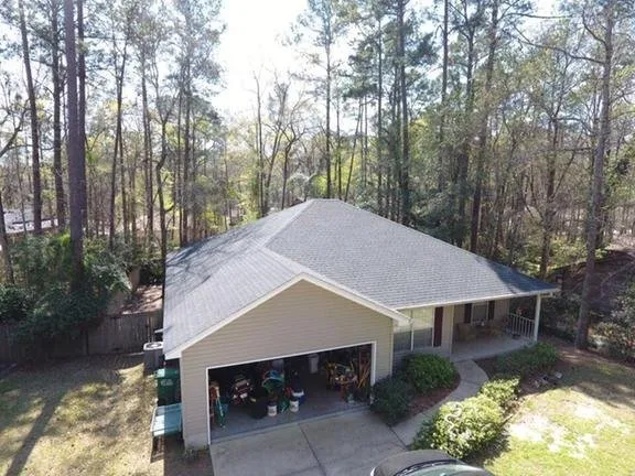 Slide of Royal Roofing & Restoration - Tallahassee