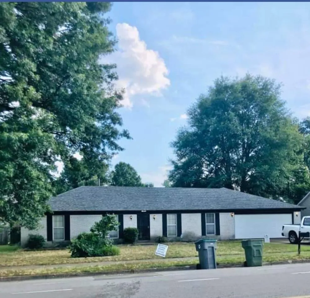 Slide of Royal Roofing & Restoration