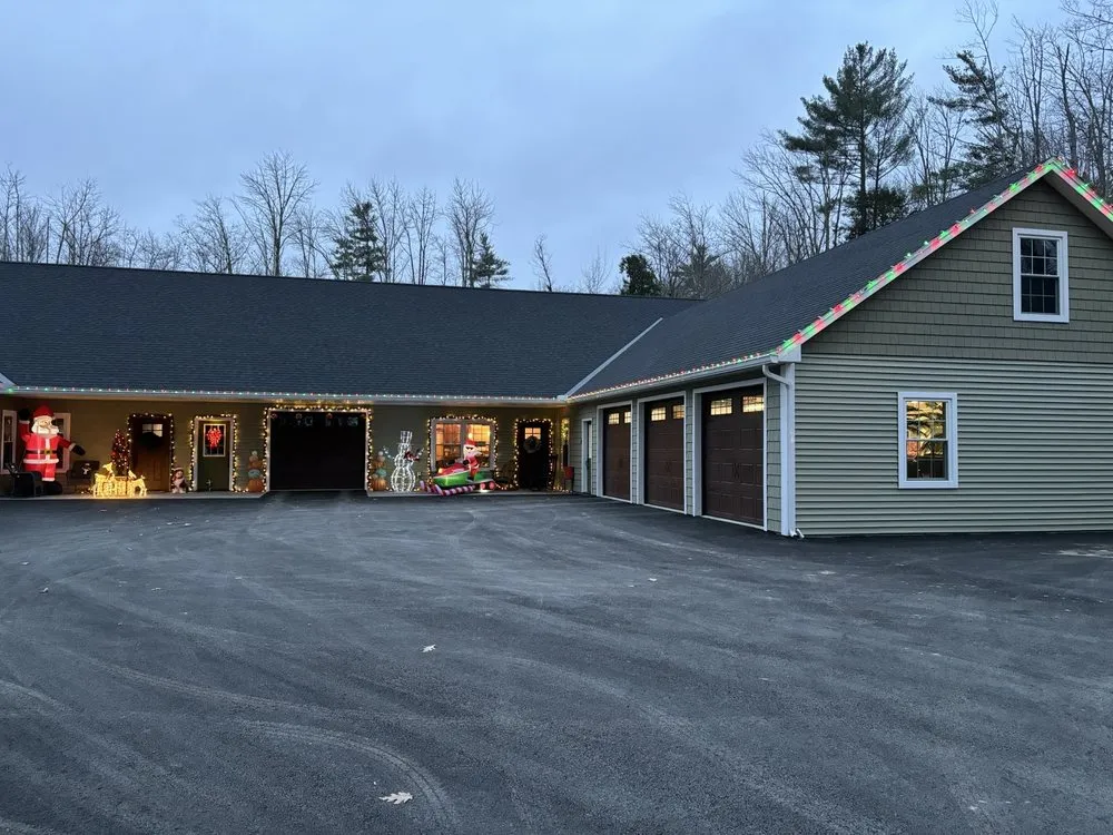 Local metal roofing installation experts serving Wales Me, ME - Royal Roofing & Siding