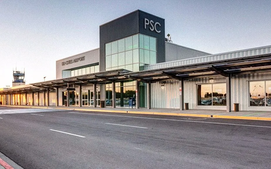 Slide of Royal Roofing