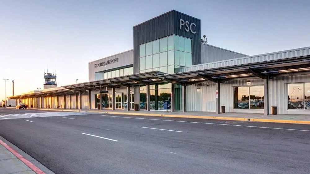 Slide of Royal Roofing