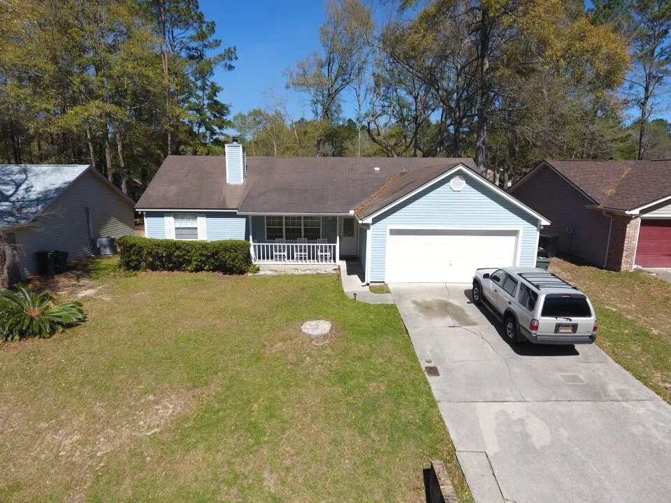 Slide of Royal Roofing