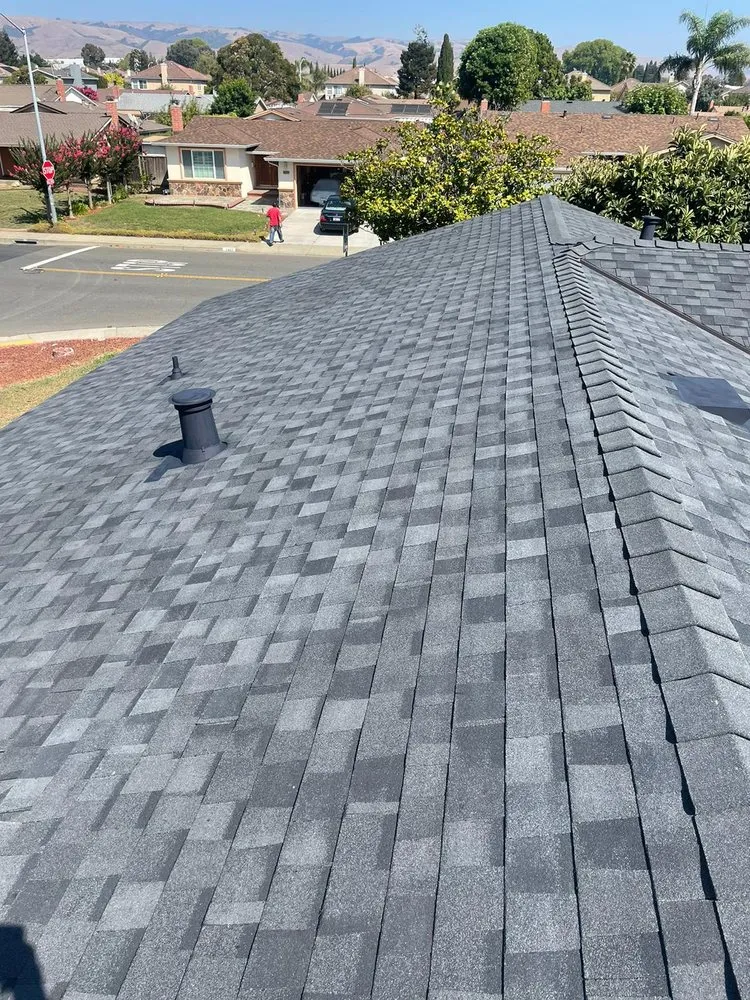 Slide of Royalty Roofing & Waterproof