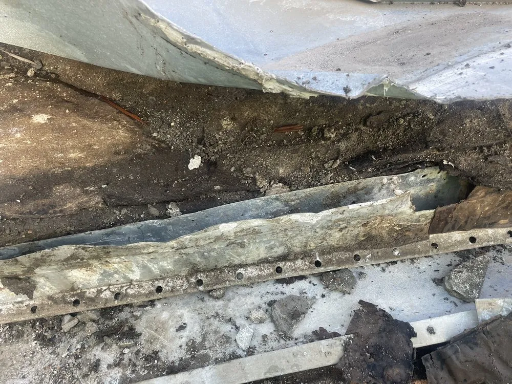 Slide of Royalty Roofing & Waterproof