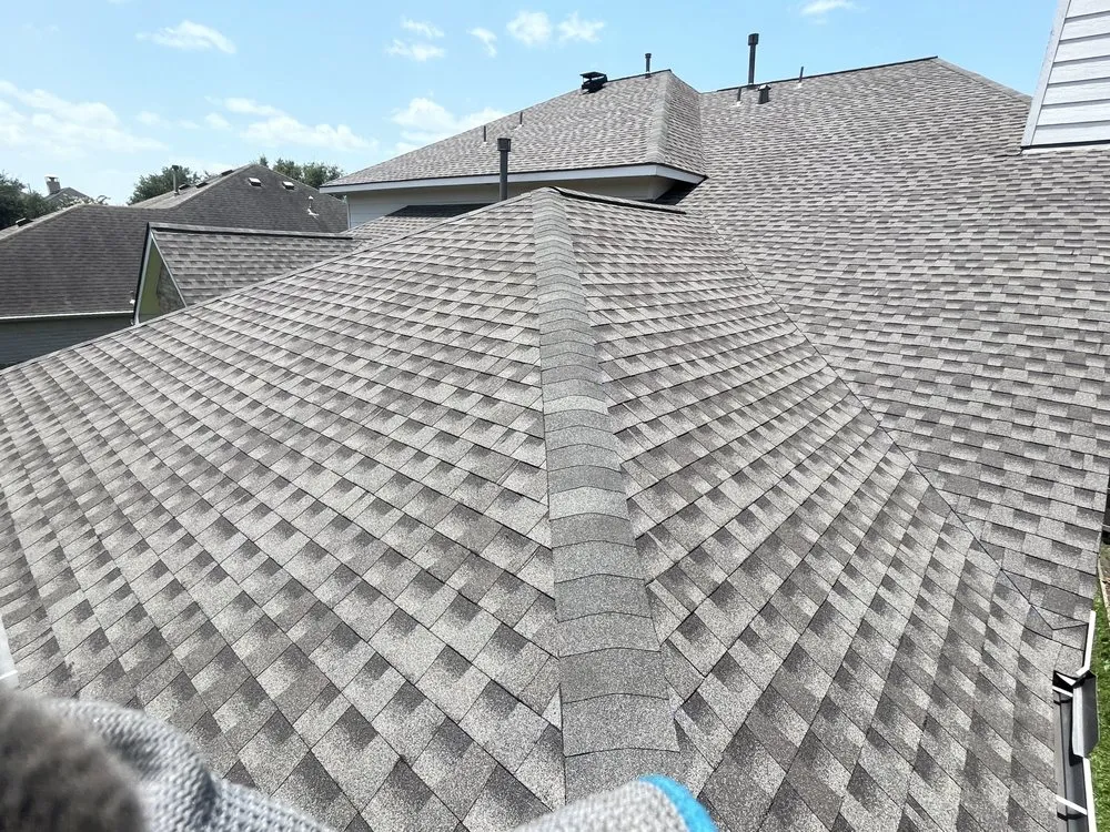 Slide of Royalty Roofing and Construction