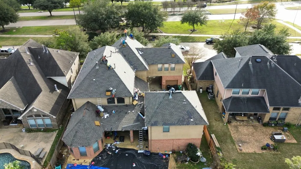 Slide of Royalty Roofing and Construction