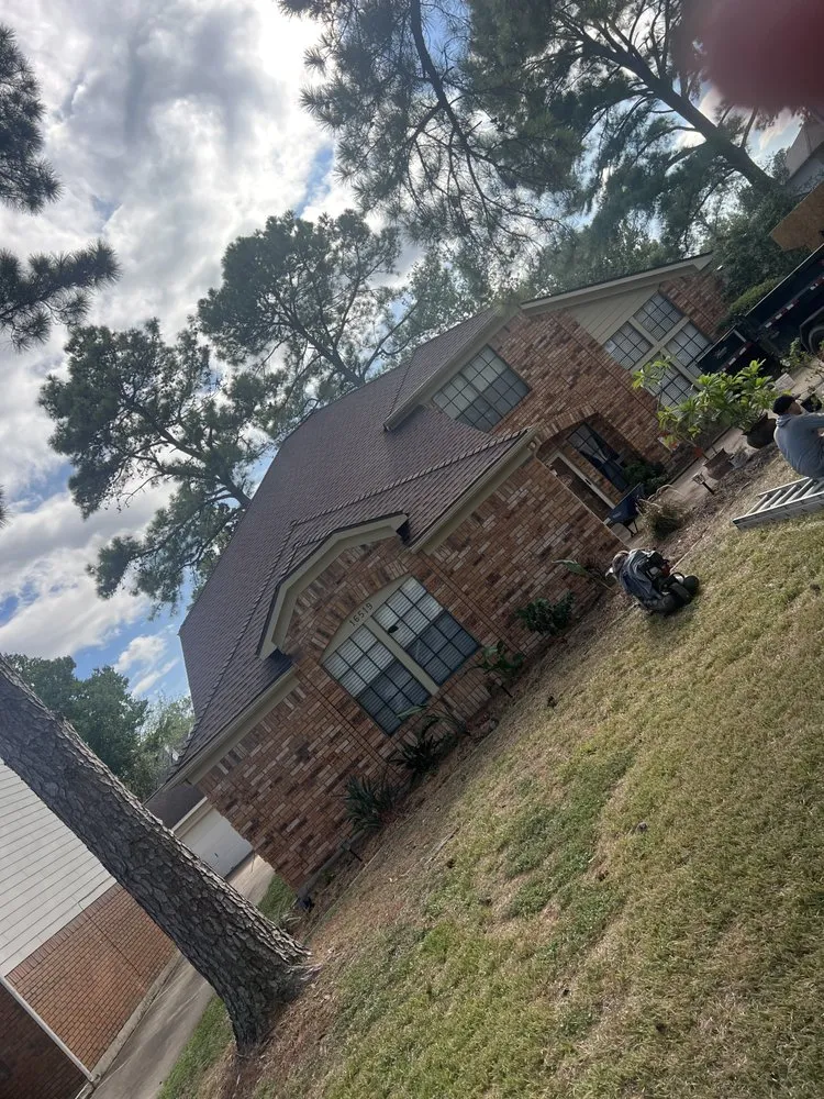 Slide of Royalty Roofing and Construction