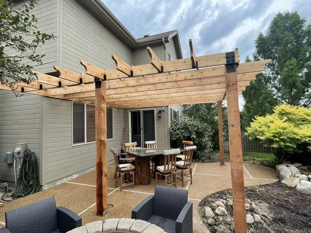 Slide of Royalty Roofing and Renovations