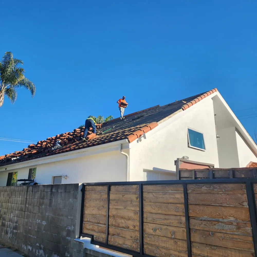 Slide of Royalty Roofing