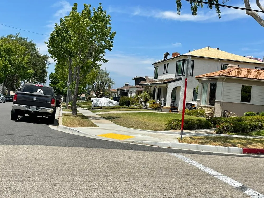 Slide of Royalty Roofing