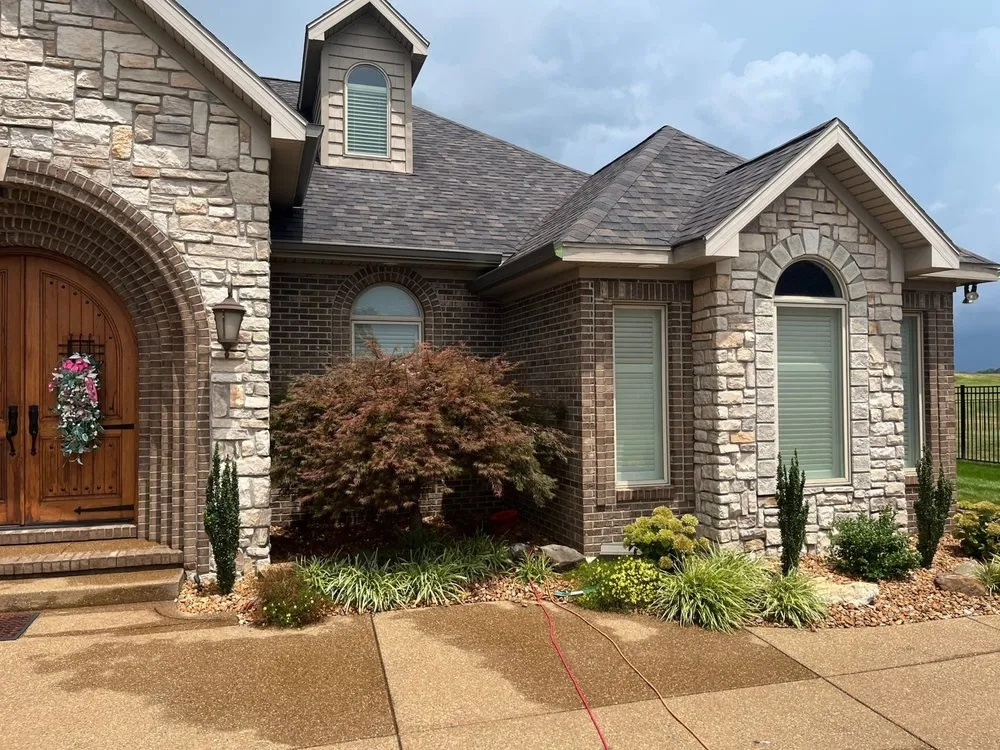 Slide of Royalty Roofing