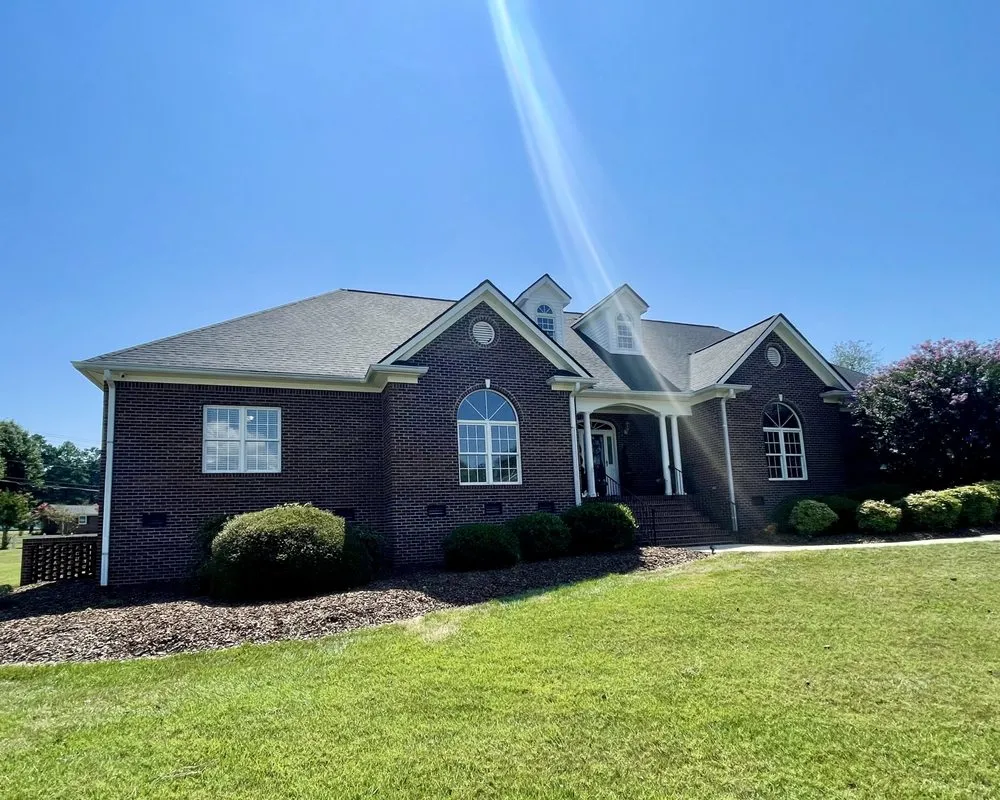 Slide of Royalty Roofing