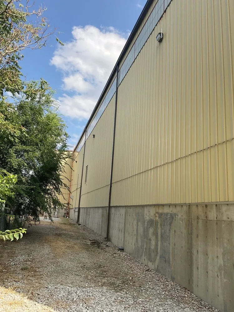 Slide of Royalty Roofing