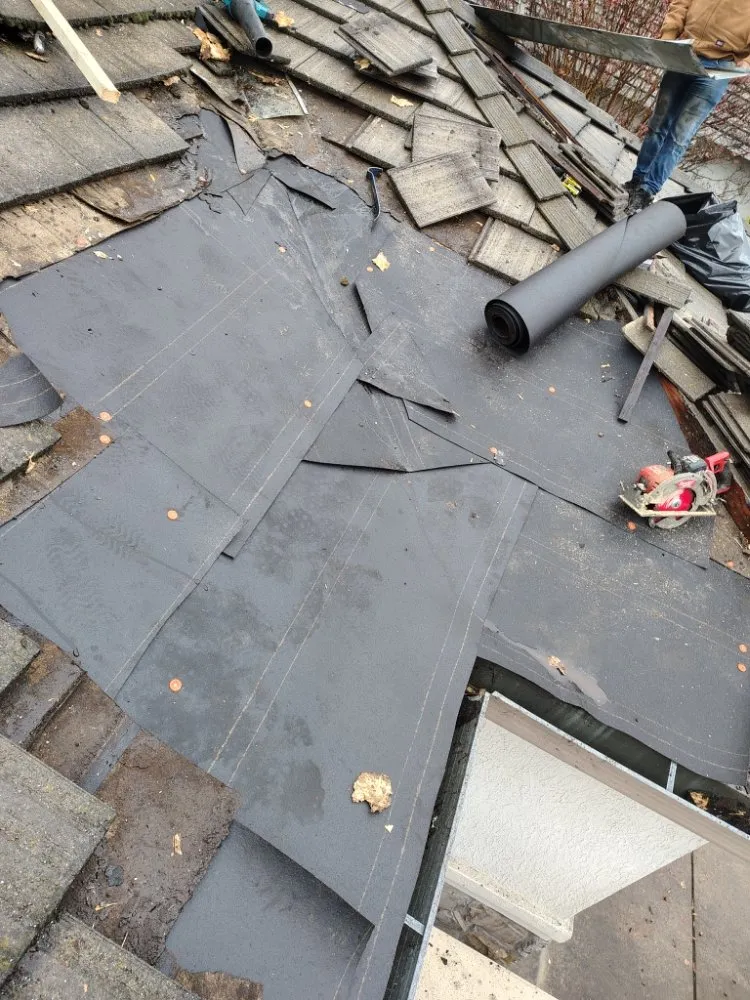 Slide of RP Gutter Cleaning