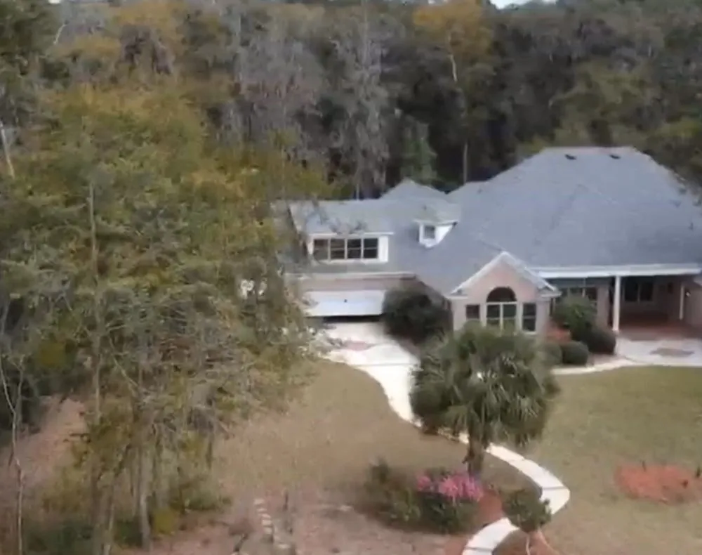 Slide of RPI Roofing