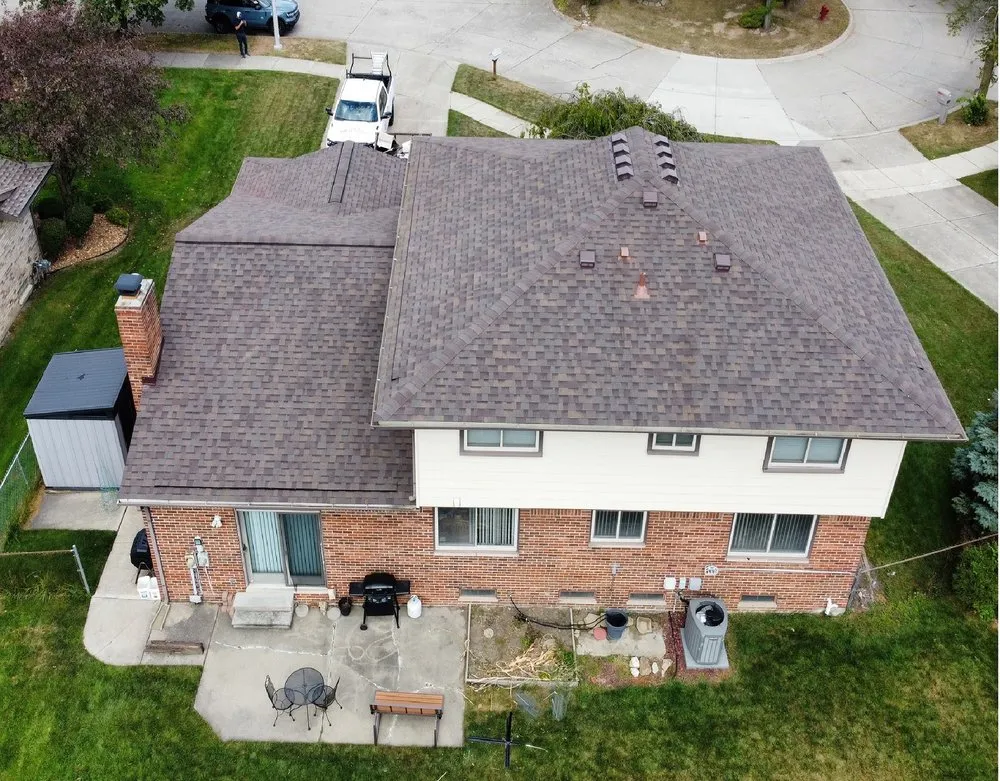 Slide of R&R 360 Construction Services