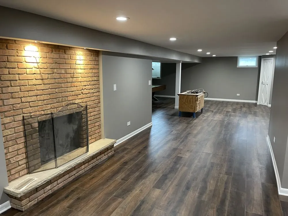 Slide of R&R Builders