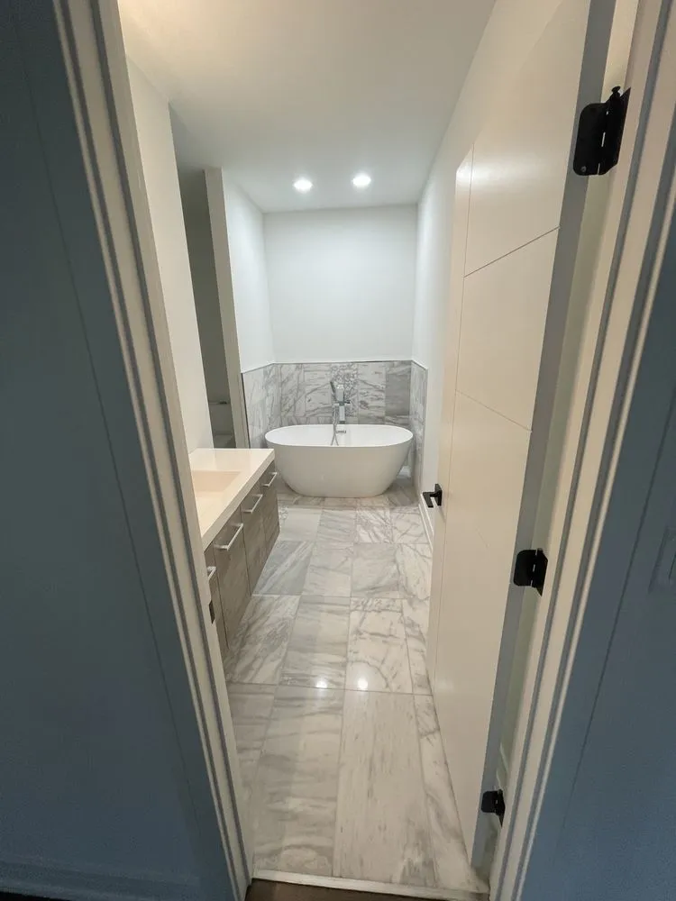 Slide of R&R Builders