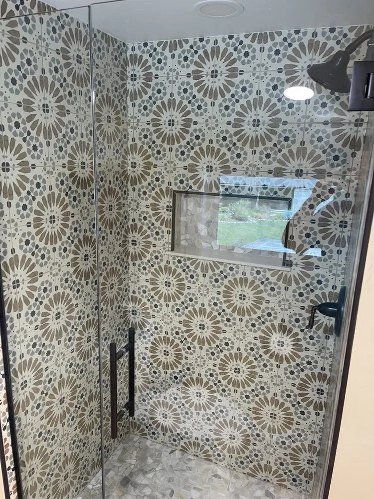 Slide of R&R Builders