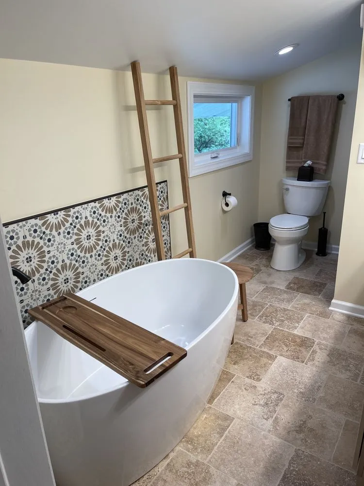 Slide of R&R Builders