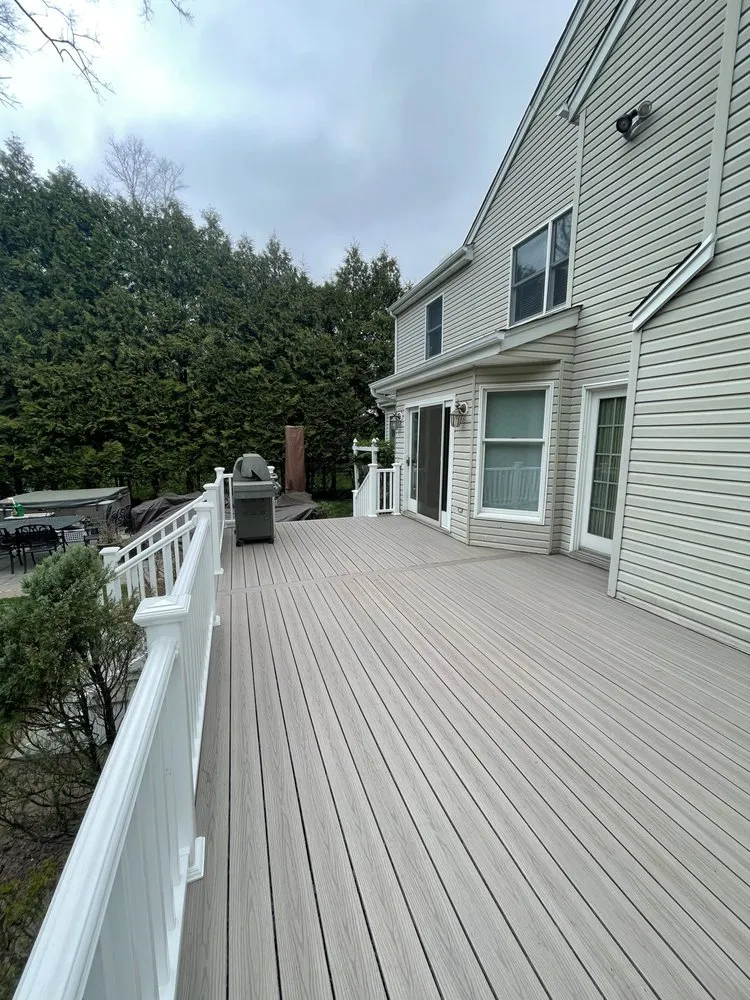 Slide of R&R Building Services