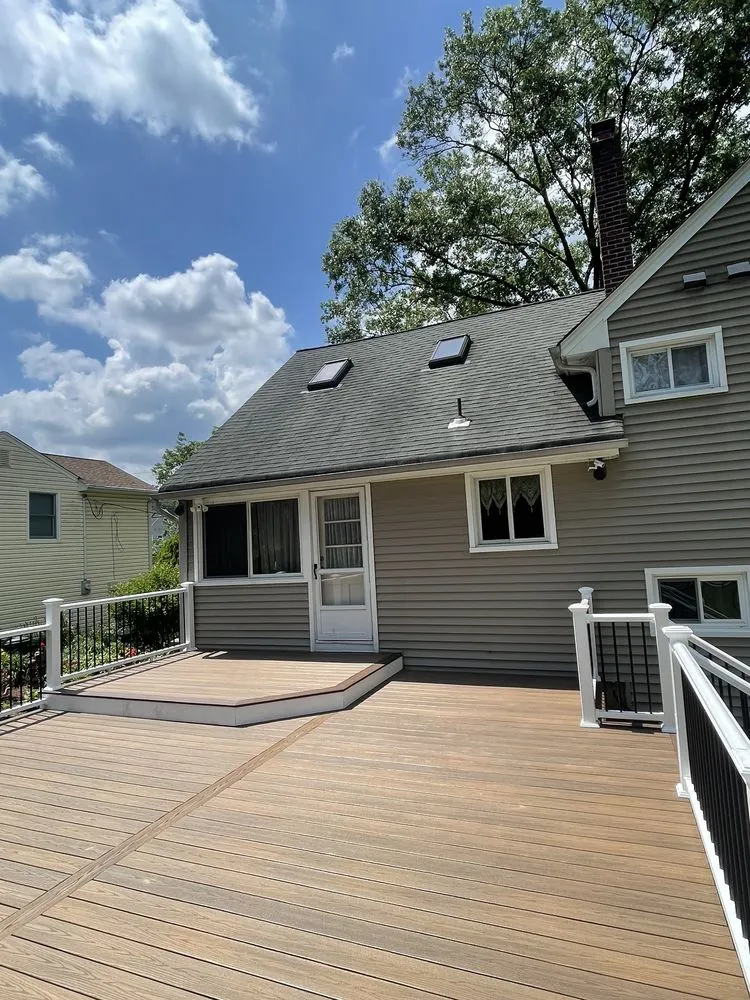 Slide of R&R Building Services