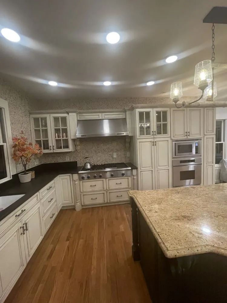 Slide of R&R Construction