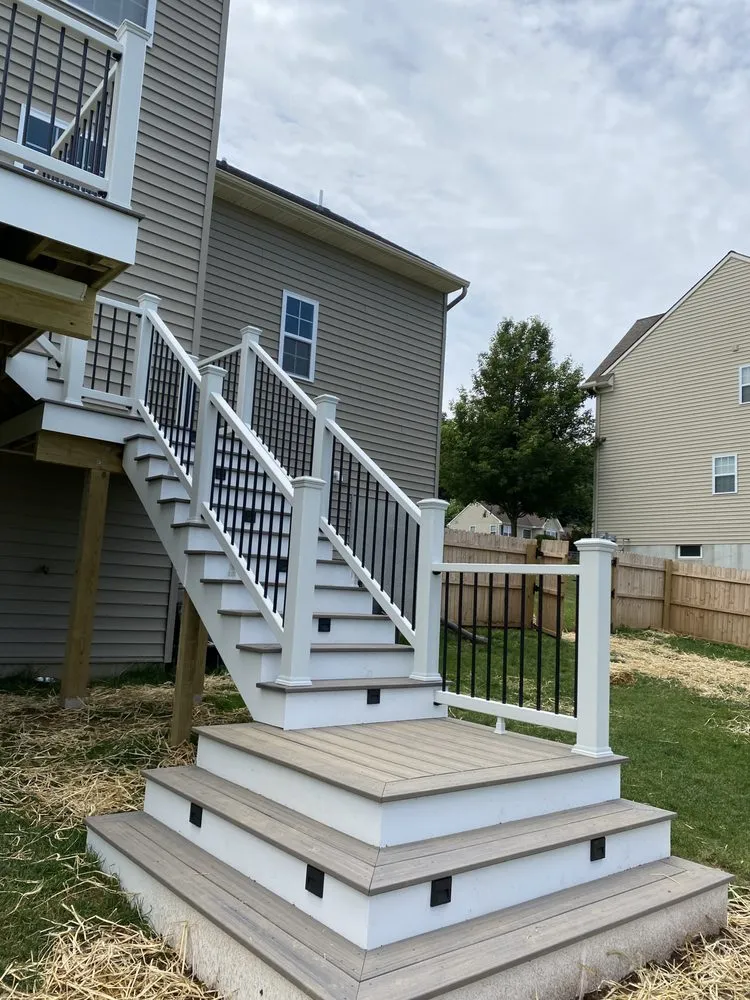 Slide of R&R Home Improvements