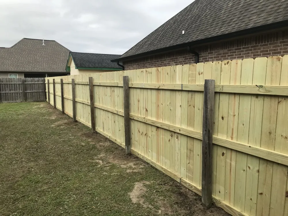 Slide of R&R Repairs and Renovations DBA Dabdoub’s Fencing