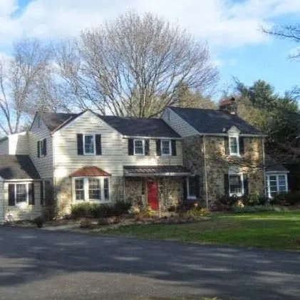 Slide of R&R Roofing & Remodeling